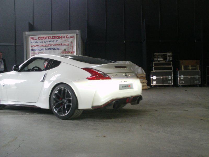 nissan370zmotorshowbologna.jpg